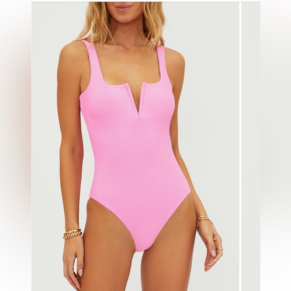 Beach Riot NEW Tropez V wire rib one piece